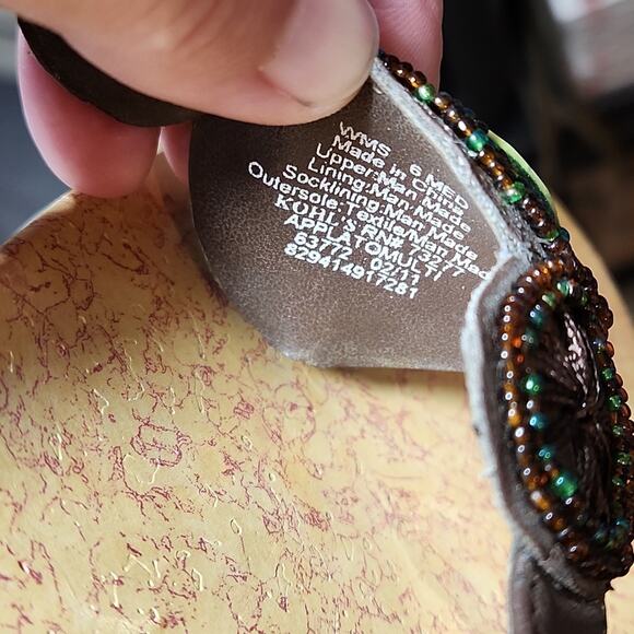 APT 9 Y2K Green Faux Stone Beaded Detail Comfort Thong  Sandals Womens 6M FLAWED - Picture 2 of 11